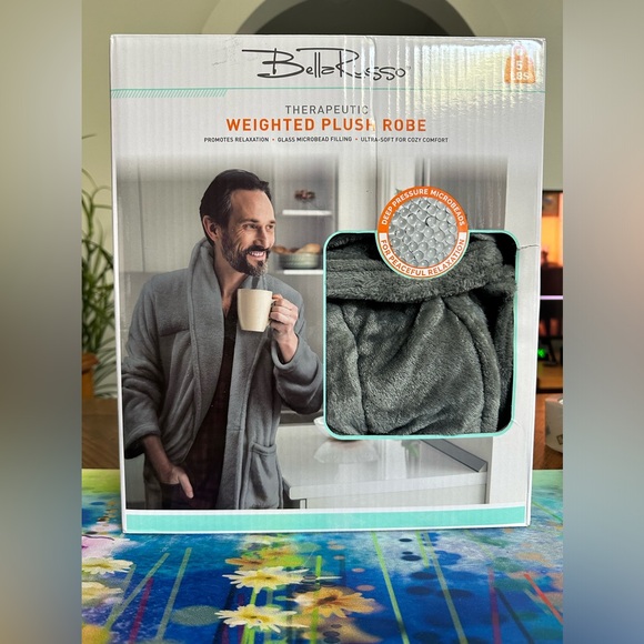 It's Spa Day! Therapeutic Weighted Plush Robe Grey NEW Feel Comfy & Cozy Unisex - Picture 2 of 4